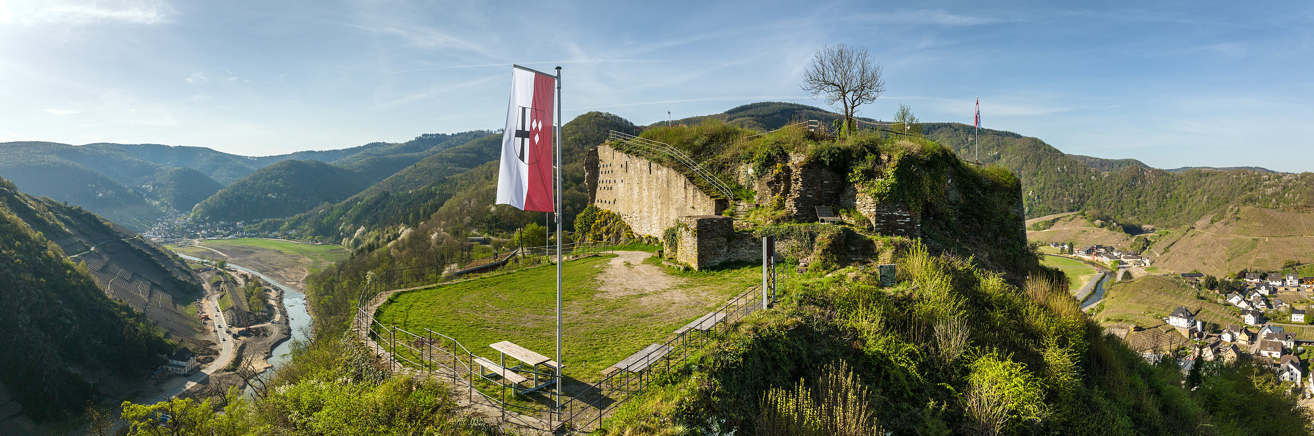 Saffenburg Mayschoß