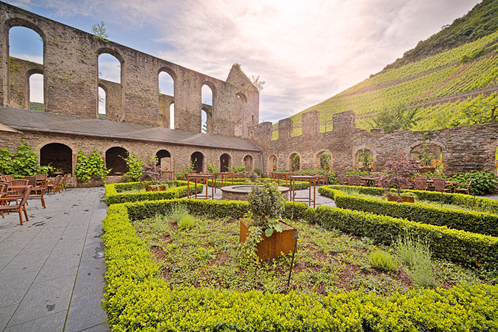 Innenhof des Kloster Marienthal Blick ins Kloster Marienthal