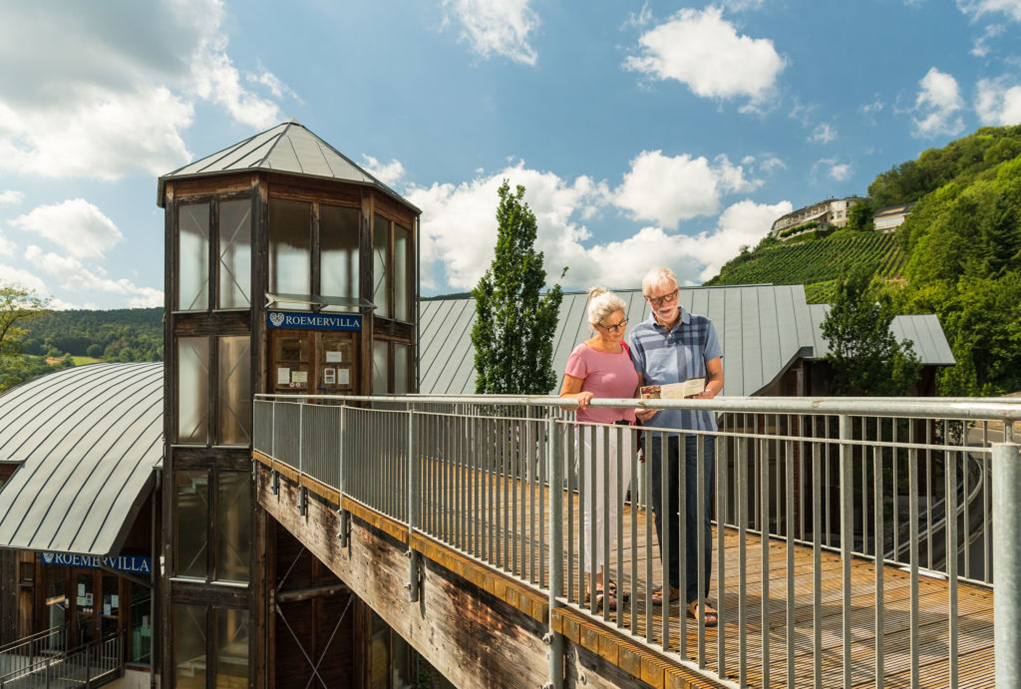 Die Gästekarte bietet u.a. ermäßigten Eintritt in die Roemervilla Roemervilla am Silberberg in Bad Neuenahr-Ahrweiler