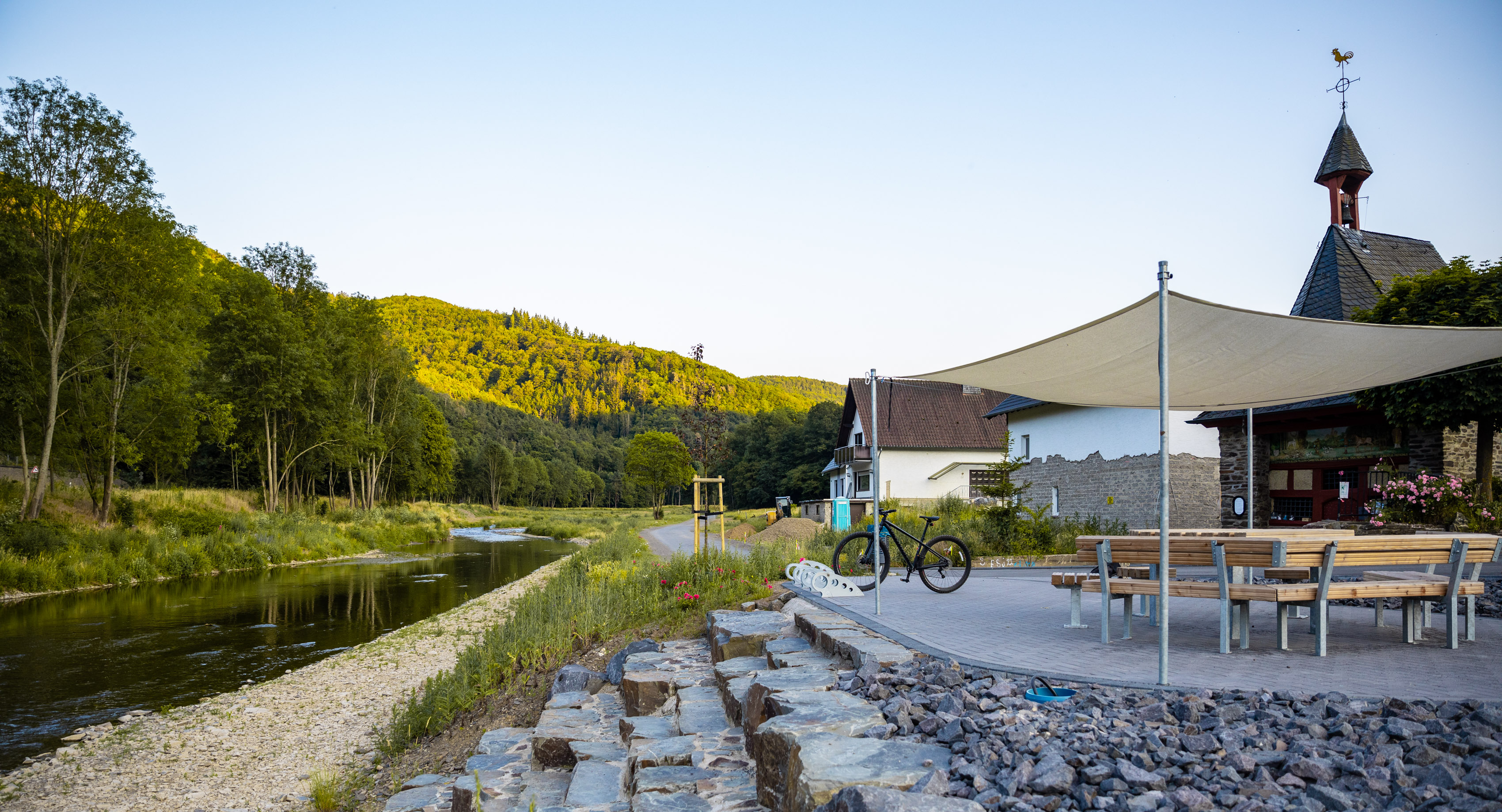 The Ahr Cycle Path in Hönningen