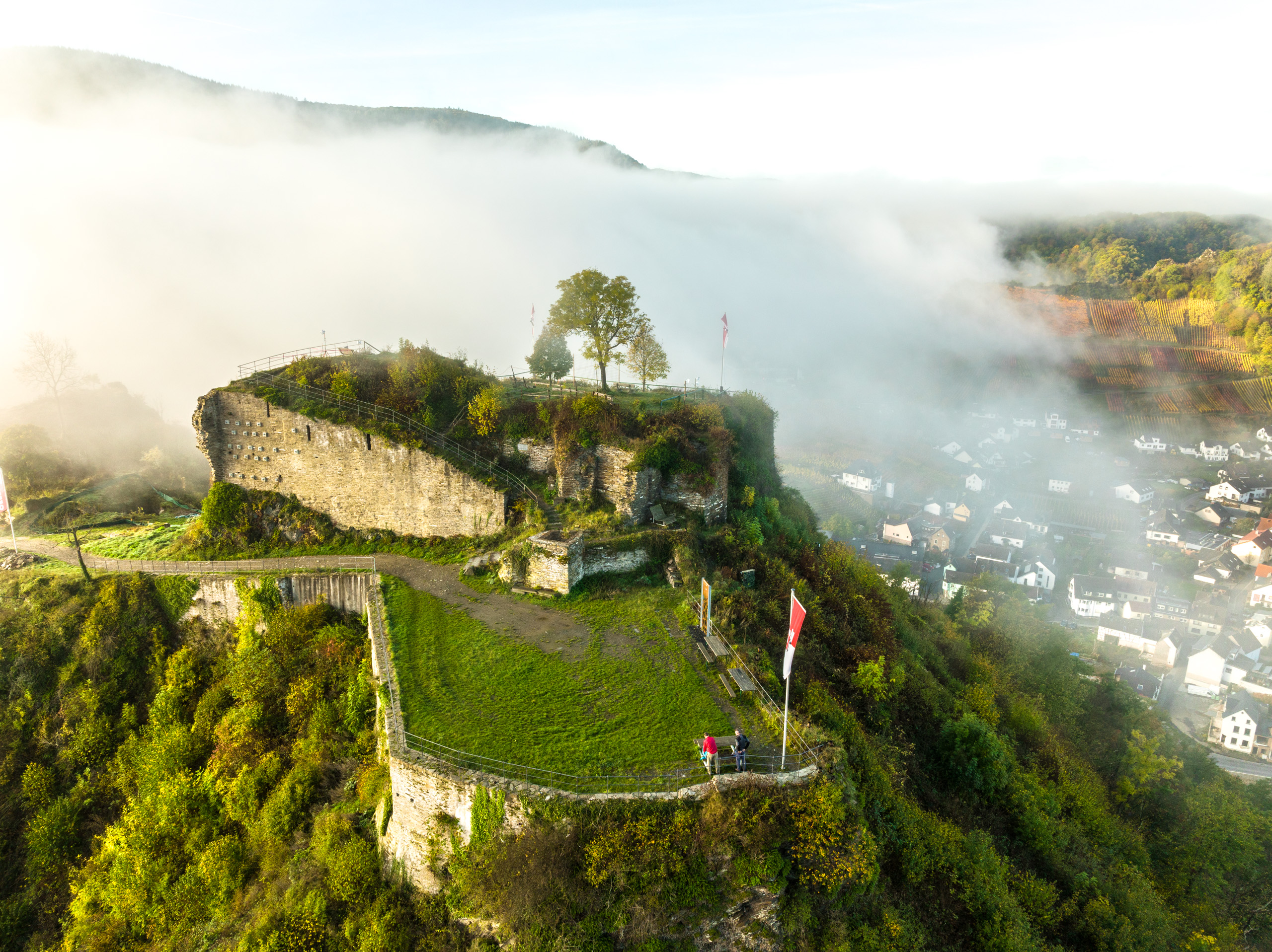 Saffenburg in Mayschoss