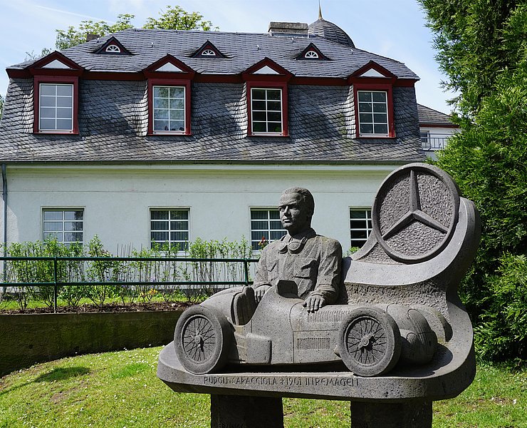 Caracciola Statue