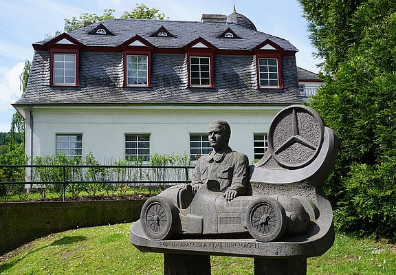 Caracciola Statue