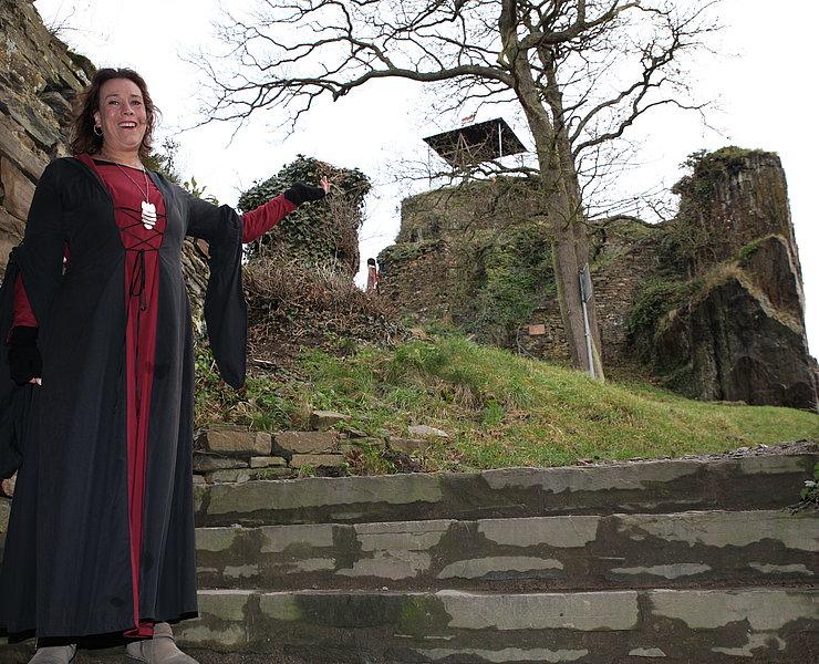Kostümführung mit Sophia von Are auf der Burg Are