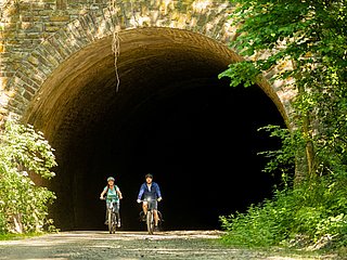 Ahr-Radweg bei Insul