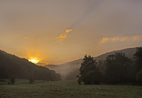 Sahrbachtal im Sonnenaufgang