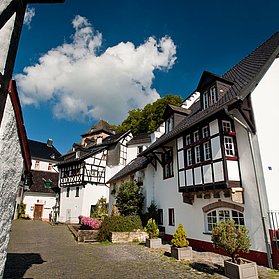 Historischer Ortskern Blankenheim - unter einem Haus entspringt die Ahr