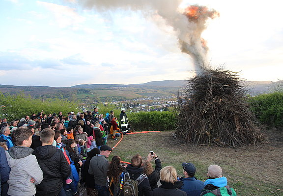Impressionen vom Neuenahrer Osterfeuer
