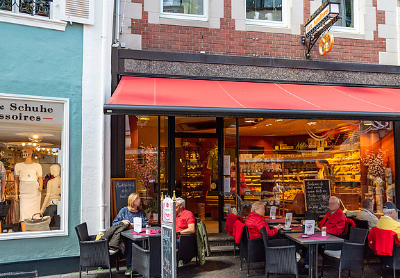 Ahrtal, Ahrweiler, Geschäfte, Bäckerei, Konditorei, Café