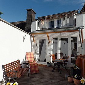 Terrasse unten