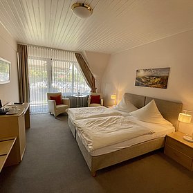 Doppelzimmer mit Balkon