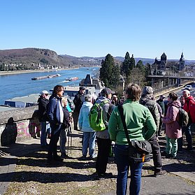 Felsformationen am  Kreuzweg unterhalb der Apollinariskirche
