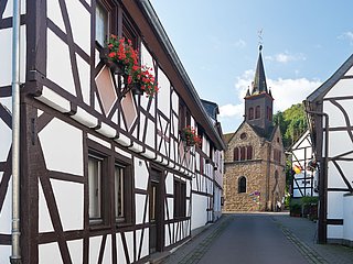 St.-Luzia-Kirche in Rech