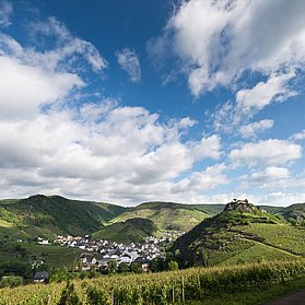 Aufstieg zur Saffenburg