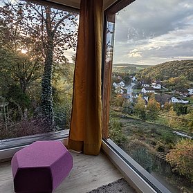 Fensterfront Ausblick über Schalkenbach