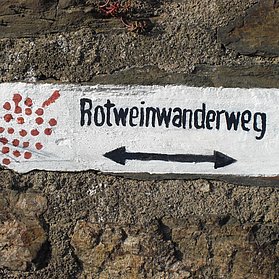 Rotweinwanderweg