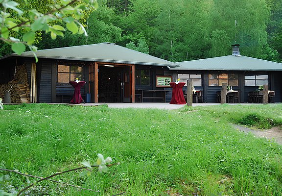 Adenbachhütte-Außenansicht