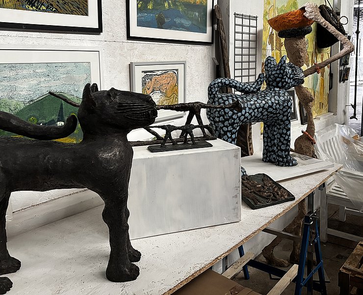 Atelier und Galerie Rhine-Art in Bad Neuenahr-Ahrweiler zeigt kreative Skulpturen und Kunstwerke in einzigartiger Atmosphäre.