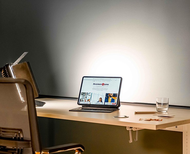 Bild Arbeitsplatz Meetingraum für nen Zehner