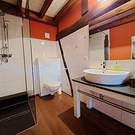 Ferienwohnung Dorfblick Bad
