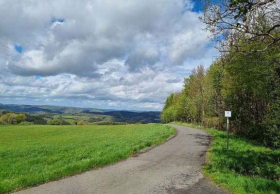 Unterwegs auf der Vulkan-Rad-Route Eifel bei Nürburg